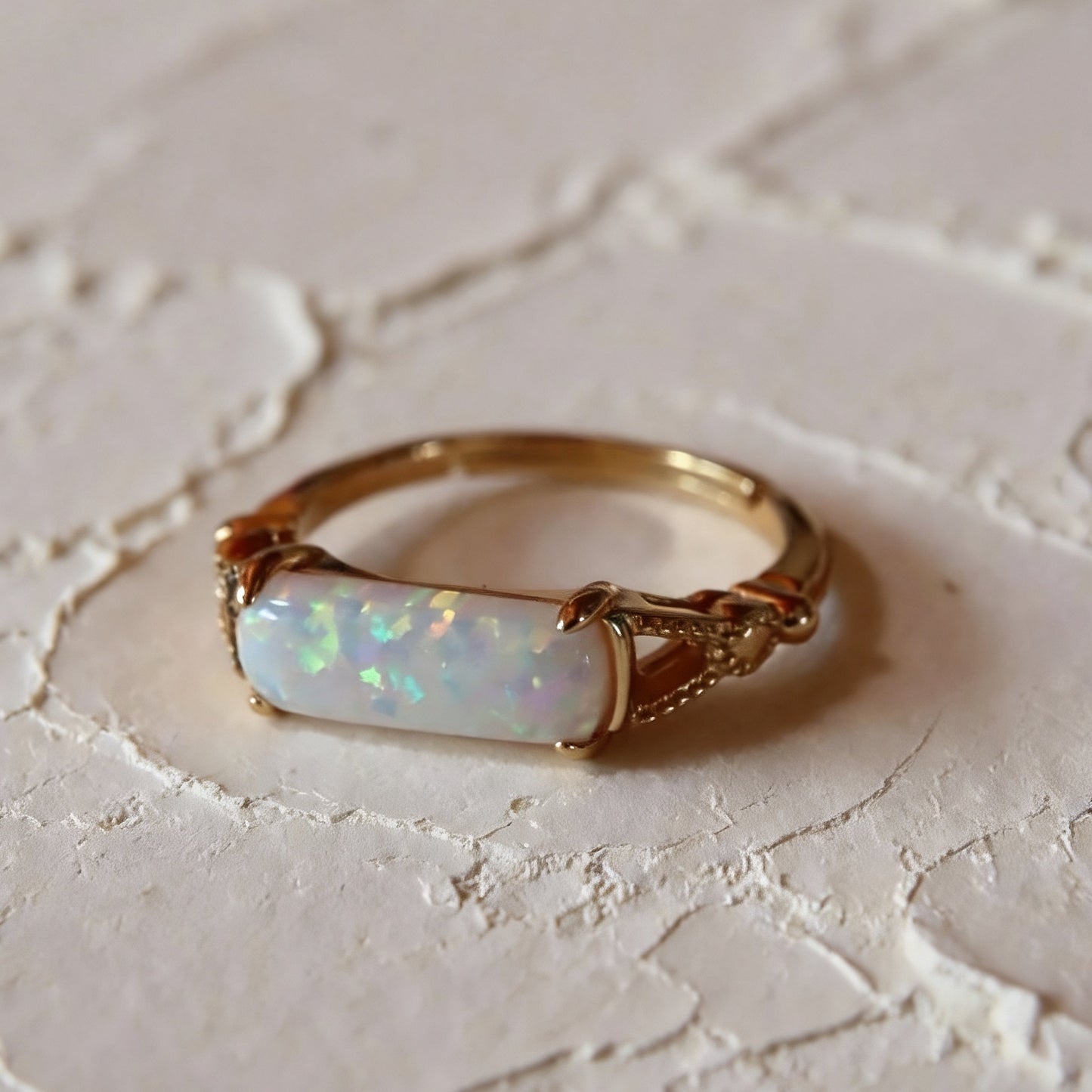 S925 Ring mit synthetischem Opal
